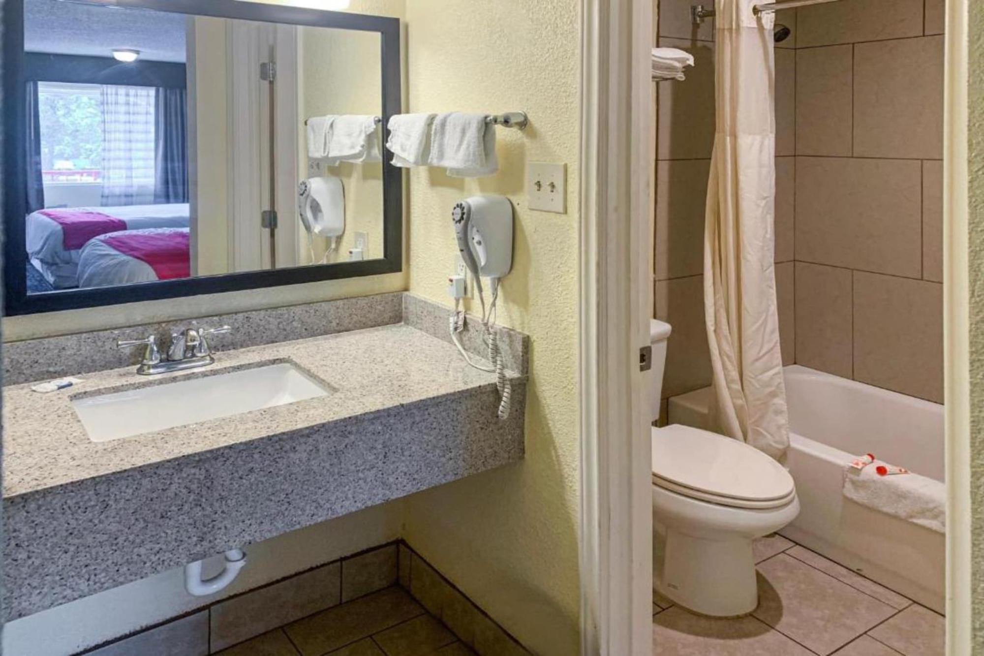 Oyo Hotel Rosenberg Tx I-69 Dış mekan fotoğraf